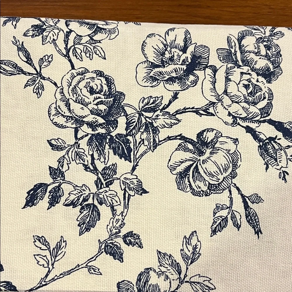 Ralph Lauren Shower Curtain Floral 70”x72” white blue new